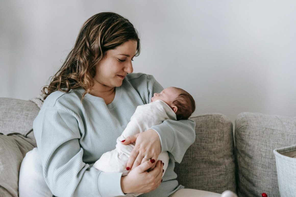 postpartum recovery tips for busy moms