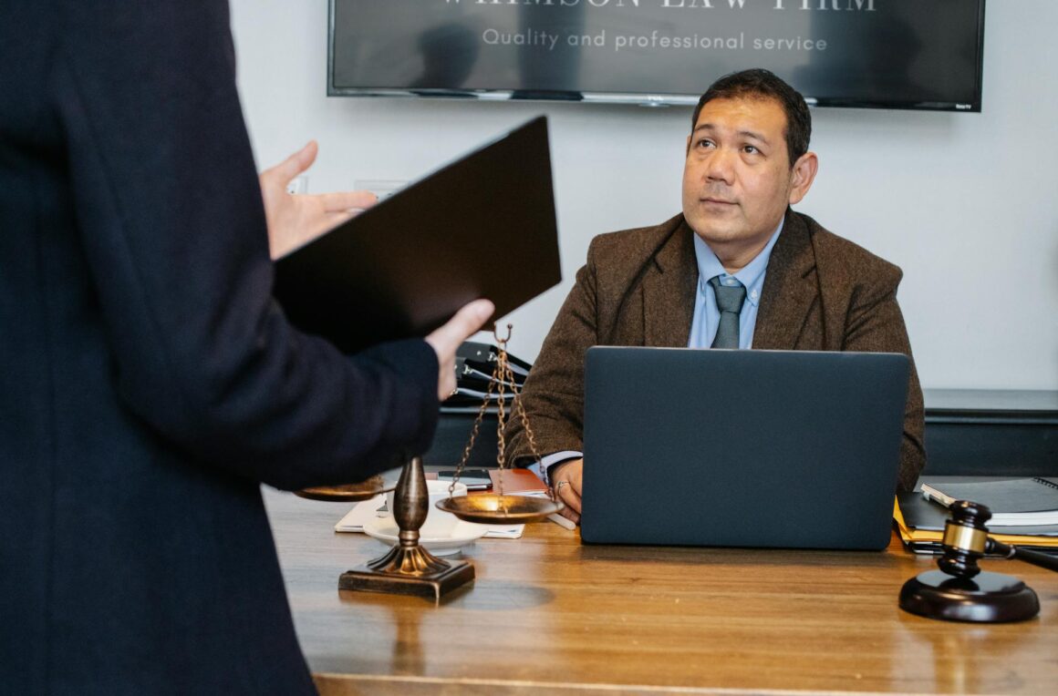 how modern law firms can simplify and streamline cle