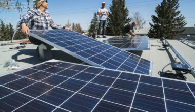 how to choose certified electricians for solar panel installation