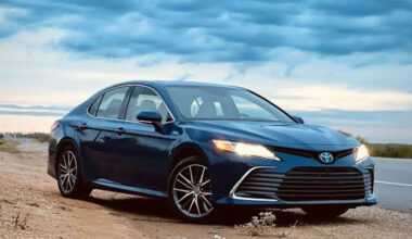 benefits of buying a new toyota camry in houston