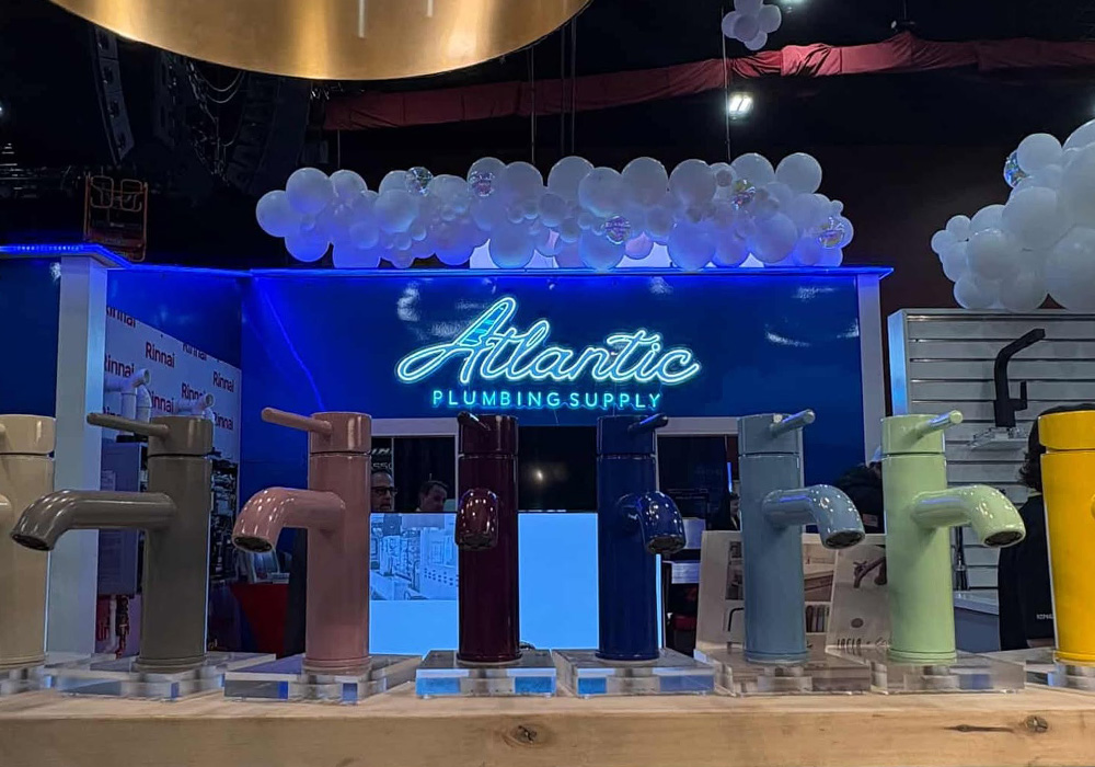 how neon signs work at a product launch event