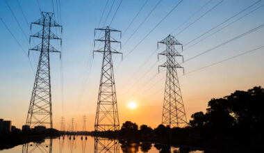 is the u.s. experiencing more power outages