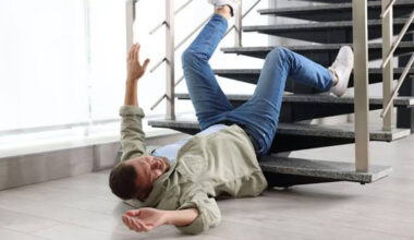 slip and fall injuries are more common in summer than you think