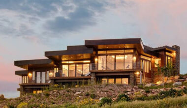 construction equipment solutions supporting utah custom home builders