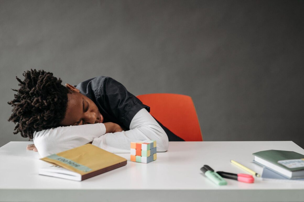 how adhd affects focus, productivity, and daily life