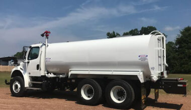 how to choose the right commercial water cartage truck for your project