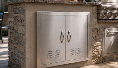 top features to consider when choosing outdoor kitchen storage