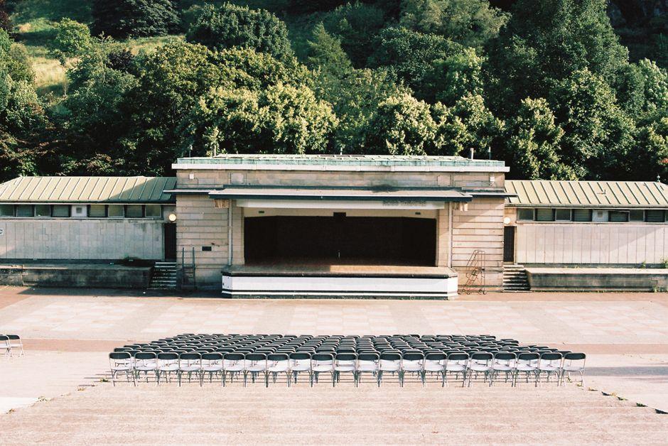 your guide to enjoying a show at kettlehouse amphitheater