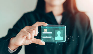 8 things to look for when choosing identity verification solutions for your organization