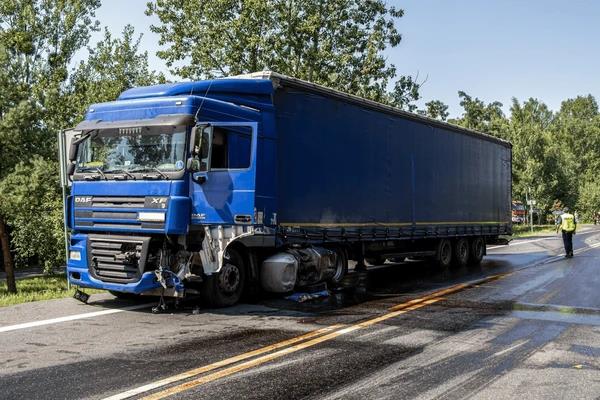 what causes most truck accidents in missouri, and whos liable