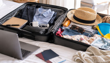 essential logistics for blending business travel with a family holiday